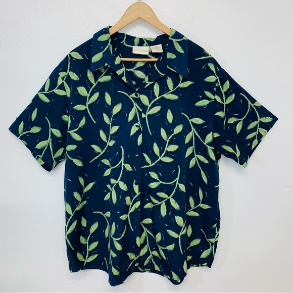 Christie Jill Blouse Woman 2X  Button Up Navy Green Print Short Sleeve Casual - Picture 1 of 8